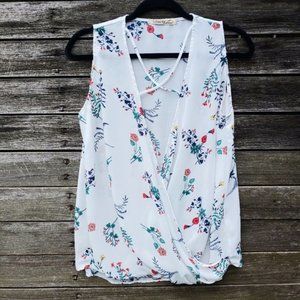 LIBERTY LOVE PULLOVER TOP